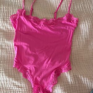 SKIMS NWOT Lace Trim Bodysuit